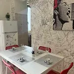 Apartmán Comodo Alla Metro Ideale Per Coppie E Famiglie, Casa Costa Collegno