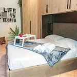 Comodo Alla Metro Ideale Per Coppie E Famiglie, Casa Costa Apartmán Collegno