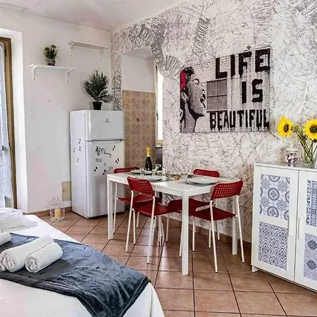 Comodo Alla Metro Ideale Per Coppie E Famiglie, Casa Costa Lejlighed *