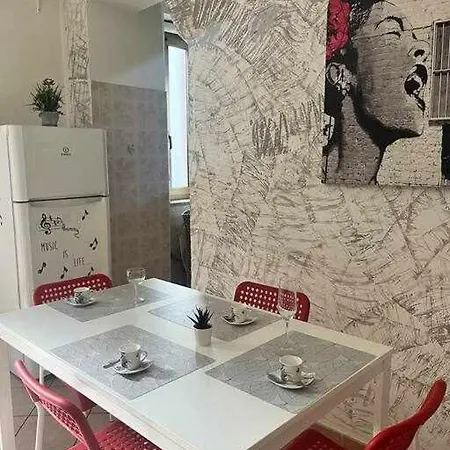 Apartment Comodo Alla Metro Ideale Per Coppie E Famiglie, Casa Costa Collegno