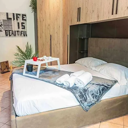 Comodo Alla Metro Ideale Per Coppie E Famiglie, Casa Costa Apartment Collegno